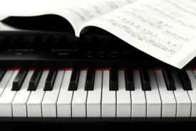 Klavier und Noten
